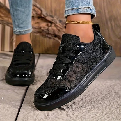 TINEKE | Elegante Kanten Sneakers