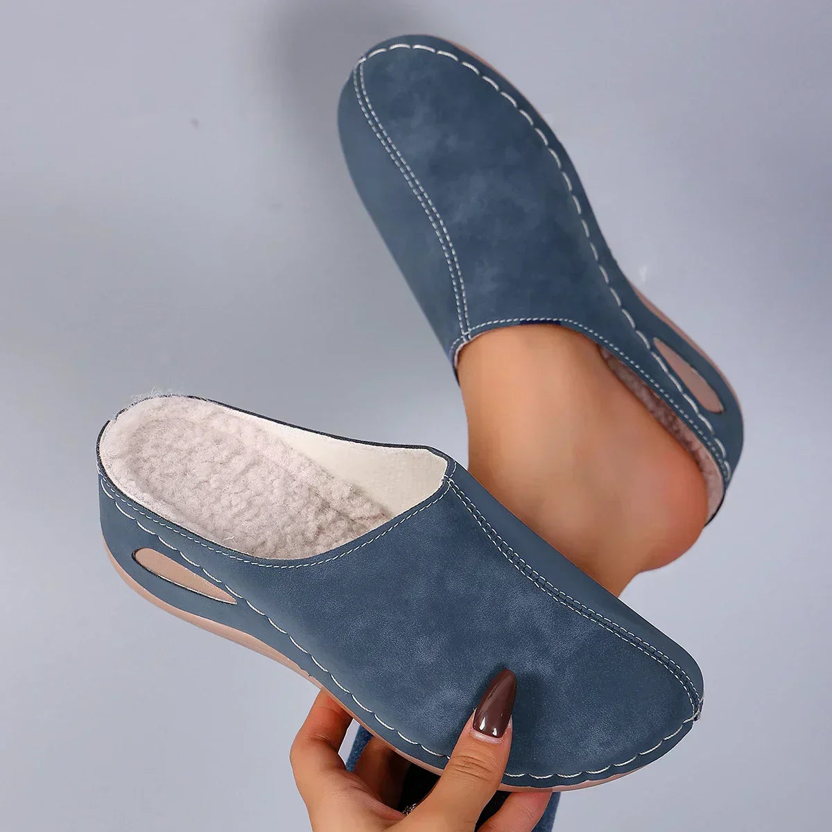 Blauw / 43